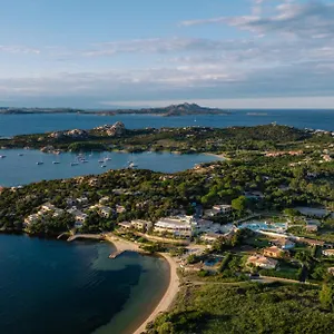 7pines Sardinia - A Destination By Hyatt Rezort Baia Sardinia